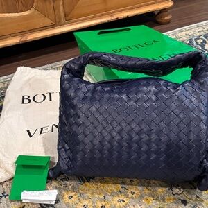 Bottega Veneta Blue Woven Intrecciato Leather Hop Bag with tags brand new